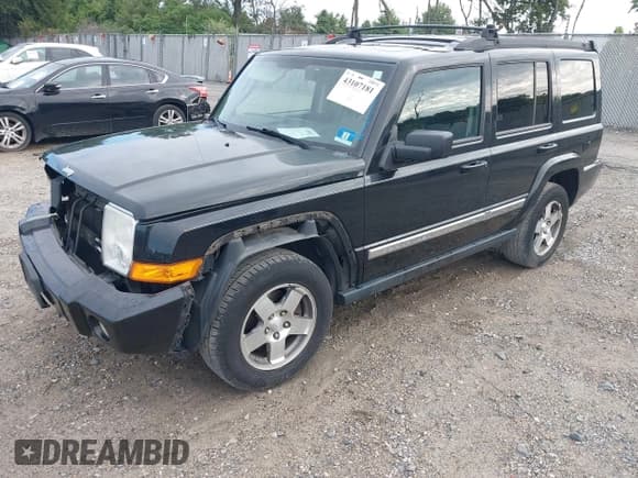 ✅ 2010 Jeep Commander Sport • VIN: 1J4RG4GK9AC158431 • Лот: 43107181. Опубликован ранее на IAAI с пробегом 170 819 миль. Бесплатный доступ к архиву аукционных продаж из США и подробный отчёт об истории автомобиля на DreamBid. Изображение 2.