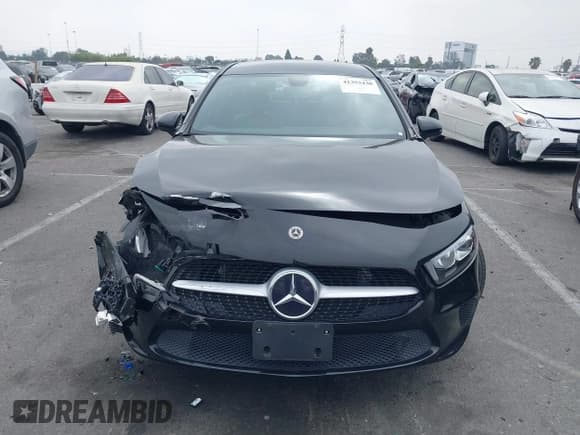 ✅ 2021 Mercedes-Benz A 220 • VIN: W1K3G4EB8MJ270285 • Lot: 42393430. Listed on IAAI with 50,196 mi. Free auction sales archive from the USA and detailed vehicle history report at DreamBid. Image 12.