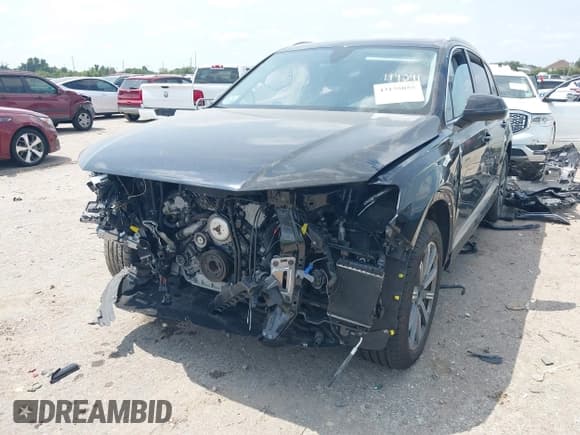 ✅ 2019 Audi Q7 Premium Plus • VIN: WA1LAAF71KD004813 • Lot: 43155055. Wystawiony na IAAI z przebiegiem Nie podano. Bezpłatny archiwum sprzedaży aukcyjnych z USA i szczegółowy raport historii pojazdu na DreamBid. Zdjęcie 2.