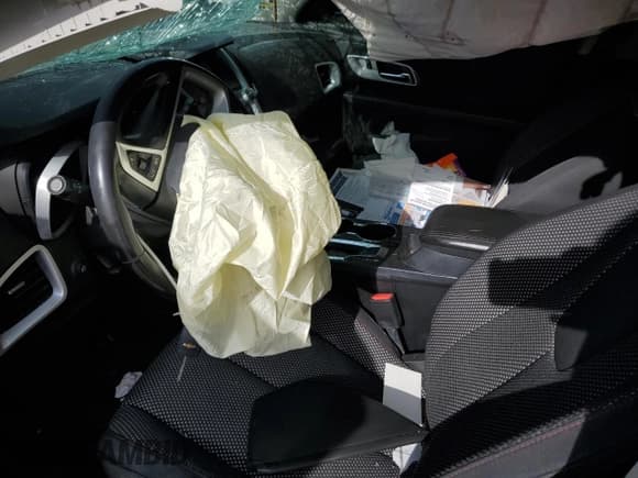 ✅ 2017 Chevrolet Equinox LT • VIN: 2GNALCEK8H6324315 • Лот: 85595425. Опубликован ранее на Copart с пробегом Не указан. Бесплатный доступ к архиву аукционных продаж из США и подробный отчёт об истории автомобиля на DreamBid. Изображение 8.