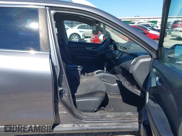 ✅ 2016 Nissan Rogue SV • VIN: 5N1AT2MV6GC891817 • Lot: 43397055. Listed on IAAI with 204,591 mi. Free auction sales archive from the USA and detailed vehicle history report at DreamBid. Image 5.