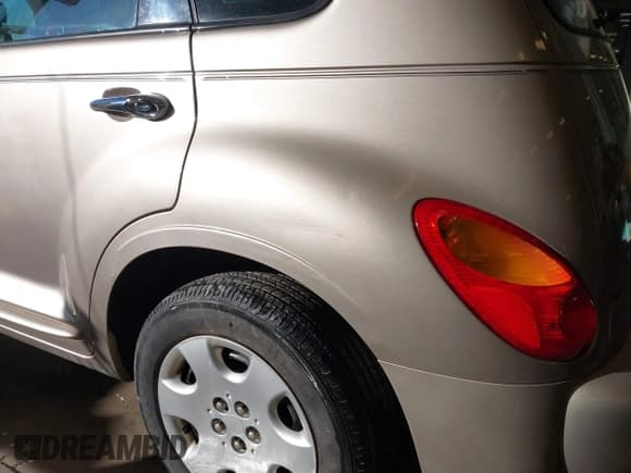 ✅ 2004 Chrysler PT Cruiser • VIN: 3C4FY48B14T275630 • Lot: 41379862. Listed on IAAI with 161,505 mi. Free auction sales archive from the USA and detailed vehicle history report at DreamBid. Image 19.