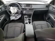 ✅ 2017 Kia Optima LX • VIN: KNAGT4L3XH5146646 • Lot: 82322095. Wystawiony na Copart z przebiegiem 156 812 mil. Bezpłatny archiwum sprzedaży aukcyjnych z USA i szczegółowy raport historii pojazdu na DreamBid. Zdjęcie 8.