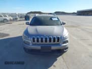 ✅ 2014 Jeep Cherokee Latitude • VIN: 1C4PJLCB1EW162749 • Лот: 43572711. Опубликован ранее на IAAI с пробегом 240 191 миль. Бесплатный доступ к архиву аукционных продаж из США и подробный отчёт об истории автомобиля на DreamBid. Изображение 11.