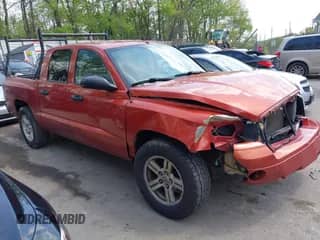 2007 Dodge Dakota SLT с VIN 1D7HW48K87S270838, выставлен на аукционе IAAI как лот 42150101 с пробегом 225 761 миль миль и . История ставок и продаж доступна на DreamBid. Изображение 1.
