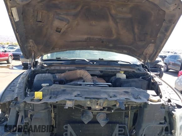 ✅ 2012 Ram 2500 ST • VIN: 3C6TD5CT6CG290580 • Lot: 41755239. Wystawiony na IAAI z przebiegiem 207 282 mil. Bezpłatny archiwum sprzedaży aukcyjnych z USA i szczegółowy raport historii pojazdu na DreamBid. Zdjęcie 10.