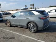 ✅ 2023 Volkswagen ID.4 Pro S Plus • VIN: 1V2HMPE87PC058337 • Lot: 42829765. Wystawiony na Copart z przebiegiem 11 783 mil. Bezpłatny archiwum sprzedaży aukcyjnych z USA i szczegółowy raport historii pojazdu na DreamBid. Zdjęcie 2.