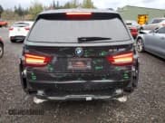 ✅ 2015 BMW X5 M • VIN: 5YMKT6C59F0C89697 • Lot: 80650234. Wystawiony na Copart z przebiegiem 50 367 mil. Bezpłatny archiwum sprzedaży aukcyjnych z USA i szczegółowy raport historii pojazdu na DreamBid. Zdjęcie 6.