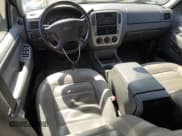 ✅ 2004 Ford Explorer XLT • VIN: 1FMDU73K64ZA17751 • Lot: 52708324. Wystawiony na Copart z przebiegiem 157 493 mil. Bezpłatny archiwum sprzedaży aukcyjnych z USA i szczegółowy raport historii pojazdu na DreamBid. Zdjęcie 8.