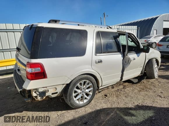 ✅ 2016 Ford Expedition Limited • VIN: 1FMJU2AT6GEF26266 • Лот: 85408435. Опубликован ранее на Copart с пробегом 73 504 миль. Бесплатный доступ к архиву аукционных продаж из США и подробный отчёт об истории автомобиля на DreamBid. Изображение 3.