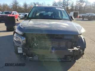 2023 Hyundai Venue SEL с VIN KMHRC8A3XPU258532, выставлен на аукционе Copart как лот 79817754 с пробегом 11 711 миль миль и Списание • Salvage title. История ставок и продаж доступна на DreamBid. Изображение 5.