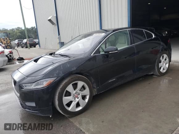 ✅ 2019 Jaguar I-Pace SE • VIN: SADHC2S13K1F69716 • Лот: 55326684. Опубликован ранее на Copart с пробегом 34 891 миль. Бесплатный доступ к архиву аукционных продаж из США и подробный отчёт об истории автомобиля на DreamBid. Изображение 1.