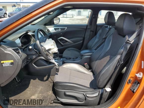 2016 Hyundai Veloster с VIN KMHTC6AD6GU278912, выставлен на аукционе Copart как лот 72948304 с пробегом 49 028 миль миль и Списание • Salvage title. История ставок и продаж доступна на DreamBid. Изображение 7.