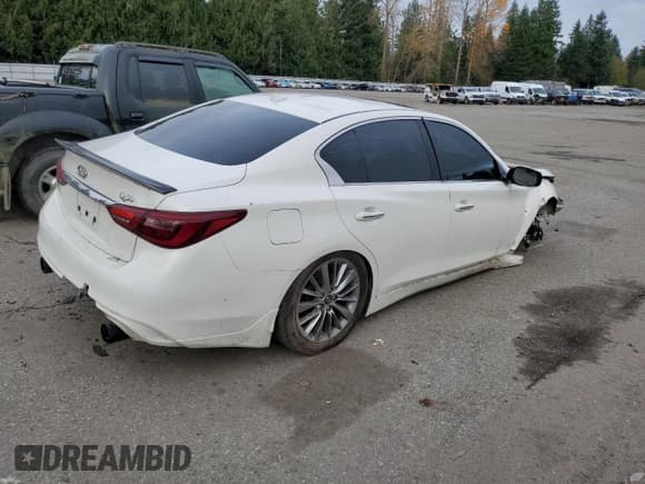 ✅ 2018 Infiniti Q50 Luxe • VIN: JN1EV7AP4JM350384 • Lot: 93183005. Listed on Copart with 95,573 mi. Free auction sales archive from the USA and detailed vehicle history report at DreamBid. Image 3.