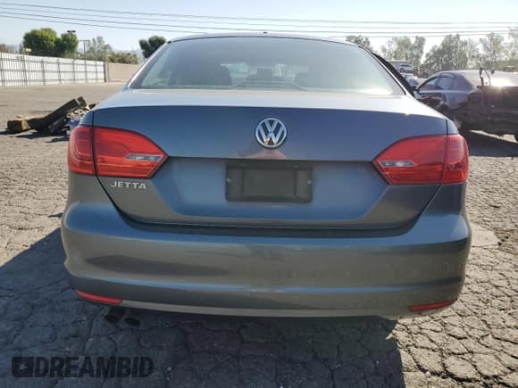 ✅ 2013 Volkswagen Jetta • VIN: 3VW1K7AJ2DM390341 • Лот: 52219695. Опубликован ранее на Copart с пробегом 108 110 миль. Бесплатный доступ к архиву аукционных продаж из США и подробный отчёт об истории автомобиля на DreamBid. Изображение 6.
