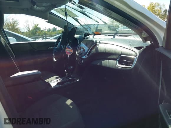 ✅ 2018 Chevrolet Equinox LT • VIN: 2GNAXSEV2J6169212 • Лот: 43319828. Опубликован ранее на IAAI с пробегом 131 853 миль. Бесплатный доступ к архиву аукционных продаж из США и подробный отчёт об истории автомобиля на DreamBid. Изображение 5.