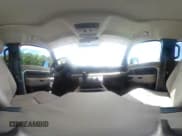 ✅ 2024 Land Rover Defender S • VIN: SALEJ7EX0R2342155 • Lot: 42744991. Listed on IAAI with 17,031 mi. Free auction sales archive from the USA and detailed vehicle history report at DreamBid. Image 22.