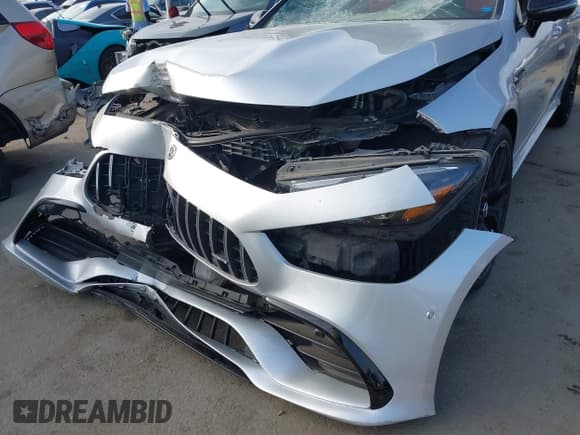 ✅ 2020 Mercedes-Benz AMG GT 53 • VIN: W1K7X6BB4LA015990 • Lot: 43313828. Listed on IAAI with 80,925 mi. Free auction sales archive from the USA and detailed vehicle history report at DreamBid. Image 6.