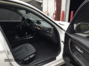 ✅ 2014 BMW 3 Series 320i xDrive • VIN: WBA3C3G50ENS69145 • Лот: 43534446. Опубликован ранее на IAAI с пробегом 95 554 миль. Бесплатный доступ к архиву аукционных продаж из США и подробный отчёт об истории автомобиля на DreamBid. Изображение 5.