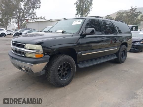 ✅ 2004 Chevrolet Suburban LS • VIN: 1GNEC16T54J331703 • Лот: 42023849. Опубликован ранее на IAAI с пробегом 135 843 миль. Бесплатный доступ к архиву аукционных продаж из США и подробный отчёт об истории автомобиля на DreamBid. Изображение 2.