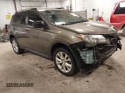✅ 2014 Toyota RAV4 LE • VIN: JTMZFREV1ED041560 • Lot: 43762821. Wystawiony na IAAI z przebiegiem 116 322 mil. Bezpłatny archiwum sprzedaży aukcyjnych z USA i szczegółowy raport historii pojazdu na DreamBid. Zdjęcie 1.