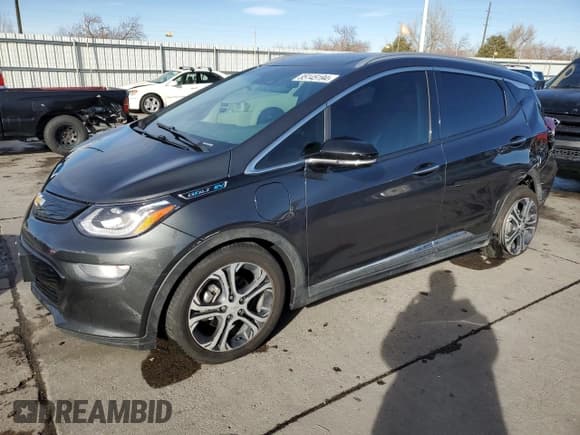 ✅ 2021 Chevrolet Bolt EV Premier • VIN: 1G1FZ6S01M4114502 • Lot: 85145194. Wystawiony na Copart z przebiegiem 43 662 mil. Bezpłatny archiwum sprzedaży aukcyjnych z USA i szczegółowy raport historii pojazdu na DreamBid. Zdjęcie 1.