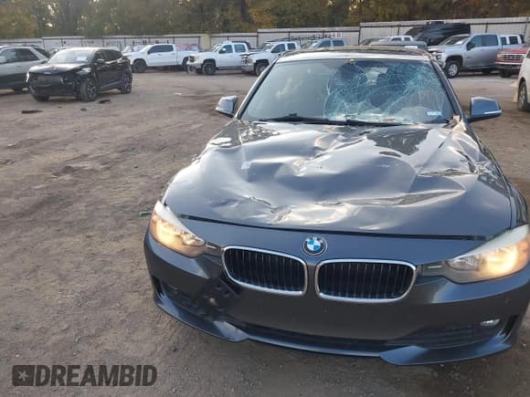 ✅ 2015 BMW 3 Series 320i xDrive • VIN: WBA3C3C53FK203648 • Lot: 43721870. Listed on IAAI with 94,634 mi. Free auction sales archive from the USA and detailed vehicle history report at DreamBid. Image 6.