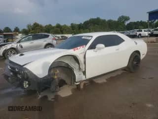 2021 Dodge Challenger R/T z VIN 2C3CDZBT3MH542311, wystawiony jako Copart lot #70258595 z przebiegiem 75 399 mil mil oraz Szkoda całkowita • Salvage title. Historia ofert i sprzedaży dostępna na DreamBid. Obrazek 1.