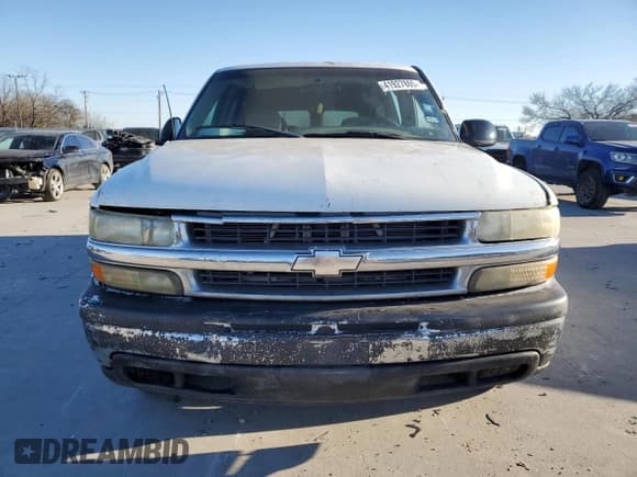 ✅ 2001 Chevrolet Suburban LT • VIN: 3GNEC16TX1G206273 • Лот: 41927865. Опубликован ранее на Copart с пробегом Не указан. Бесплатный доступ к архиву аукционных продаж из США и подробный отчёт об истории автомобиля на DreamBid. Изображение 5.