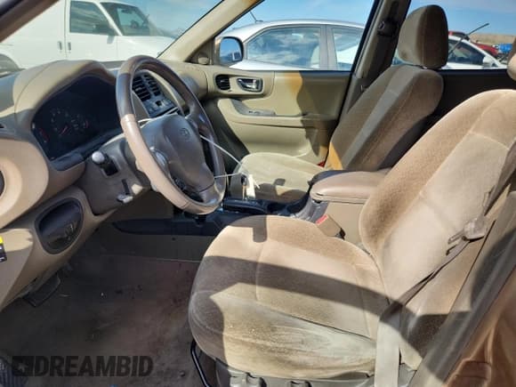 ✅ 2004 Hyundai Santa Fe GLS • VIN: KM8SC73D74U639655 • Лот: 86193395. Опубликован ранее на Copart с пробегом 213 869 миль. Бесплатный доступ к архиву аукционных продаж из США и подробный отчёт об истории автомобиля на DreamBid. Изображение 7.