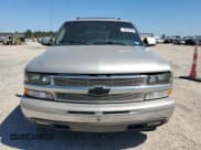 ✅ 2004 Chevrolet Suburban LS • VIN: 3GNEC16Z74G321096 • Лот: 48548765. Опубликован ранее на Copart с пробегом 241 491 миль. Бесплатный доступ к архиву аукционных продаж из США и подробный отчёт об истории автомобиля на DreamBid. Изображение 5.