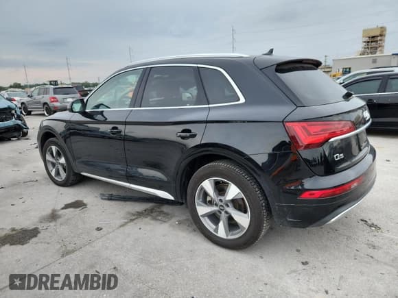 ✅ 2023 Audi Q5 Premium Plus • VIN: WA1BBAFY9P2015921 • Lot: 70851125. Wystawiony na Copart z przebiegiem 53 471 mil. Bezpłatny archiwum sprzedaży aukcyjnych z USA i szczegółowy raport historii pojazdu na DreamBid. Zdjęcie 2.