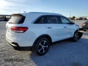 ✅ 2017 Kia Sorento EX • VIN: 5XYPH4A50HG304329 • Лот: 92329255. Опубликован ранее на Copart с пробегом 18 777 миль. Бесплатный доступ к архиву аукционных продаж из США и подробный отчёт об истории автомобиля на DreamBid. Изображение 3.