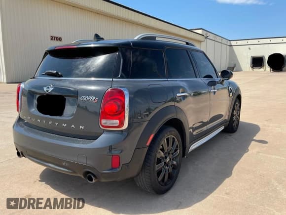 ✅ 2017 MINI Countryman Cooper S • VIN: WMZYT3C36H3D97910 • Lot: 53674275. Listed on Copart with 173,144 mi. Free auction sales archive from the USA and detailed vehicle history report at DreamBid. Image 4.
