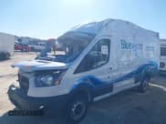 ✅ 2022 Ford Transit Cargo • VIN: 1FTBR3X81NKA63860 • Lot: 42323904. Listed on IAAI with 94,473 mi. Free auction sales archive from the USA and detailed vehicle history report at DreamBid. Image 2.