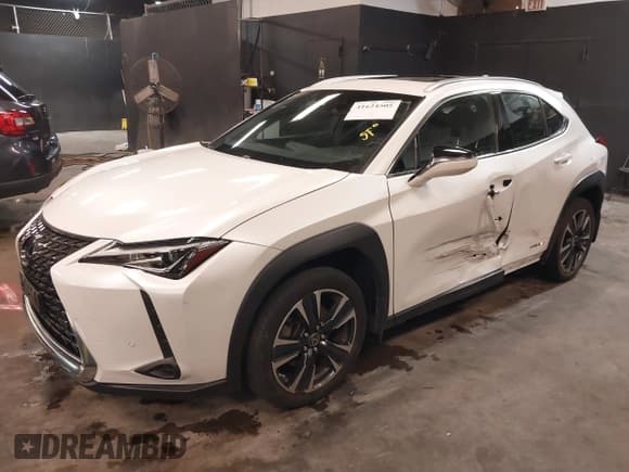 ✅ 2021 Lexus UX 250h • VIN: JTHP9JBH7M2051534 • Lot: 41624505. Listed on IAAI with 29,569 mi. Free auction sales archive from the USA and detailed vehicle history report at DreamBid. Image 2.