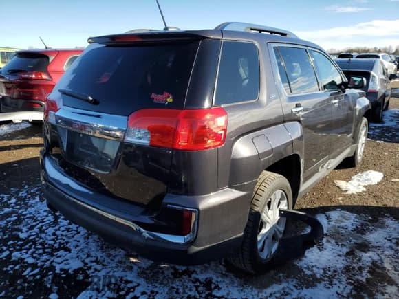 ✅ 2016 GMC Terrain SLT • VIN: 2GKALPEK6G6152370 • Lot: 91857765. Wystawiony na Copart z przebiegiem 113 588 mil. Bezpłatny archiwum sprzedaży aukcyjnych z USA i szczegółowy raport historii pojazdu na DreamBid. Zdjęcie 3.