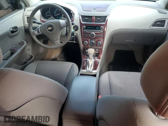 ✅ 2009 Chevrolet Malibu 1LS • VIN: 1G1ZG57B29F250320 • Лот: 79869364. Опубликован ранее на Copart с пробегом 91 861 миль. Бесплатный доступ к архиву аукционных продаж из США и подробный отчёт об истории автомобиля на DreamBid. Изображение 8.