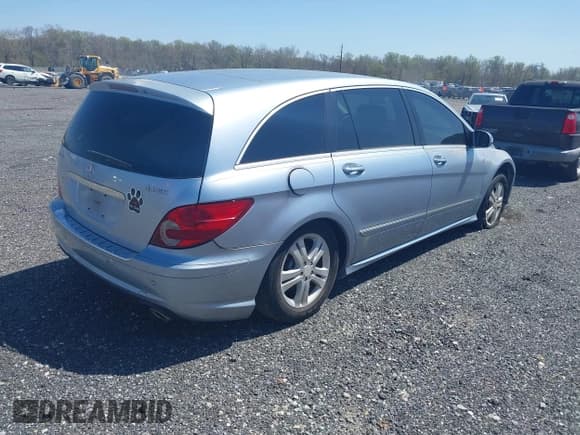 ✅ 2008 Mercedes-Benz R 3.5L • VIN: 4JGCB65E48A062615 • Лот: 42049171. Опубликован ранее на IAAI с пробегом 143 917 миль. Бесплатный доступ к архиву аукционных продаж из США и подробный отчёт об истории автомобиля на DreamBid. Изображение 4.