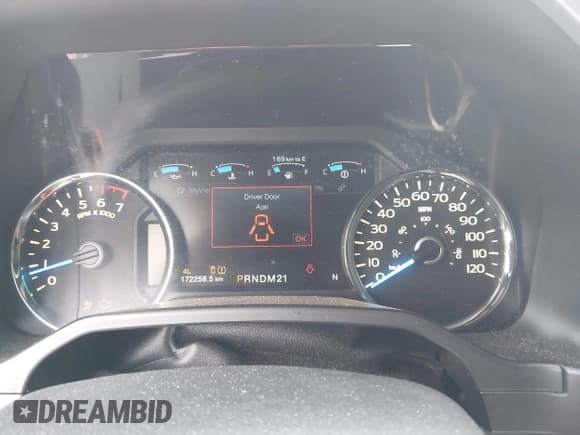 ✅ 2015 Ford F-150 XLT • VIN: 1FTFW1EG5FFC40364 • Lot: 42551756. Wystawiony na IAAI z przebiegiem 172 258 mil. Bezpłatny archiwum sprzedaży aukcyjnych z USA i szczegółowy raport historii pojazdu na DreamBid. Zdjęcie 7.