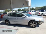 ✅ 2005 Honda Accord EX • VIN: 1HGCM56735A000175 • Lot: 43603338. Wystawiony na IAAI z przebiegiem 161 769 mil. Bezpłatny archiwum sprzedaży aukcyjnych z USA i szczegółowy raport historii pojazdu na DreamBid. Zdjęcie 13.