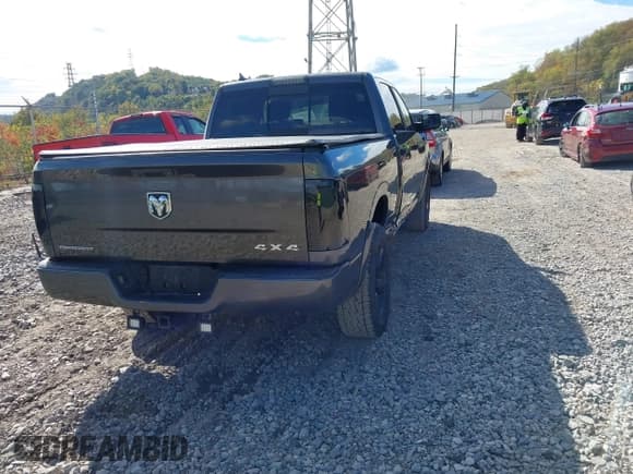 ✅ 2015 Ram 1500 Big Horn • VIN: 1C6RR7TT8FS662585 • Lot: 43455895. Wystawiony na IAAI z przebiegiem 154 438 mil. Bezpłatny archiwum sprzedaży aukcyjnych z USA i szczegółowy raport historii pojazdu na DreamBid. Zdjęcie 4.