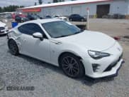 ✅ 2017 Toyota 86 • VIN: JF1ZNAA14H8701617 • Lot: 42582214. Wystawiony na IAAI z przebiegiem 59 953 mil. Bezpłatny archiwum sprzedaży aukcyjnych z USA i szczegółowy raport historii pojazdu na DreamBid. Zdjęcie 1.