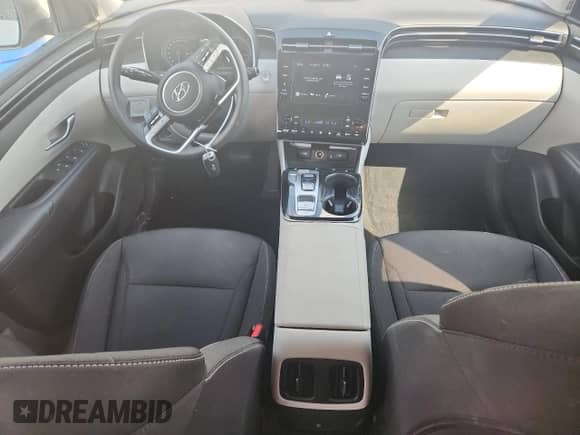 2023 Hyundai Tucson Blue z VIN KM8JBCA17PU085733, wystawiony jako Copart lot #71896115 z przebiegiem 79 430 mil mil oraz Szkoda całkowita • Salvage title. Historia ofert i sprzedaży dostępna na DreamBid. Obrazek 8.