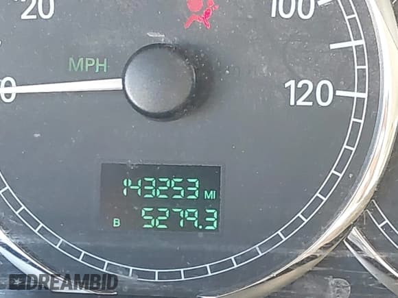 ✅ 2005 Buick LaCrosse CX • VIN: 2G4WC532551297818 • Lot: 43396297. Listed on IAAI with 143,253 mi. Free auction sales archive from the USA and detailed vehicle history report at DreamBid. Image 15.