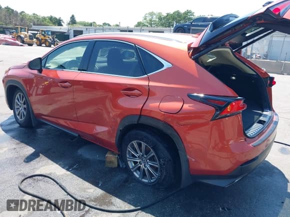 ✅ 2020 Lexus NX 300 • VIN: JTJDARDZ0L2219719 • Lot: 42823234. Wystawiony na IAAI z przebiegiem 36 761 mil. Bezpłatny archiwum sprzedaży aukcyjnych z USA i szczegółowy raport historii pojazdu na DreamBid. Zdjęcie 3.