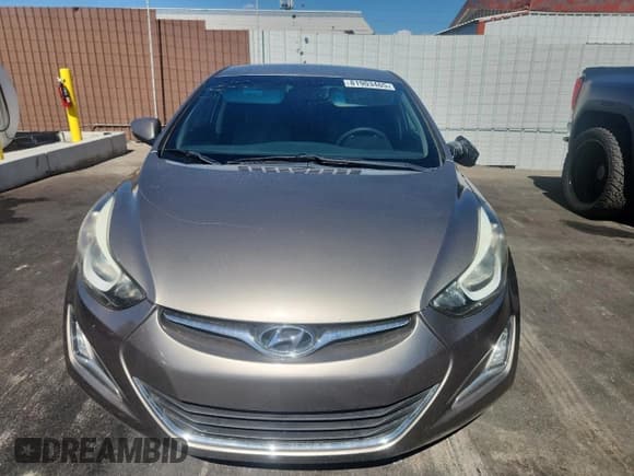 ✅ 2016 Hyundai Elantra SE • VIN: 5NPDH4AE3GH707456 • Lot: 81903465. Listed on Copart with 73,913 mi. Free auction sales archive from the USA and detailed vehicle history report at DreamBid. Image 5.