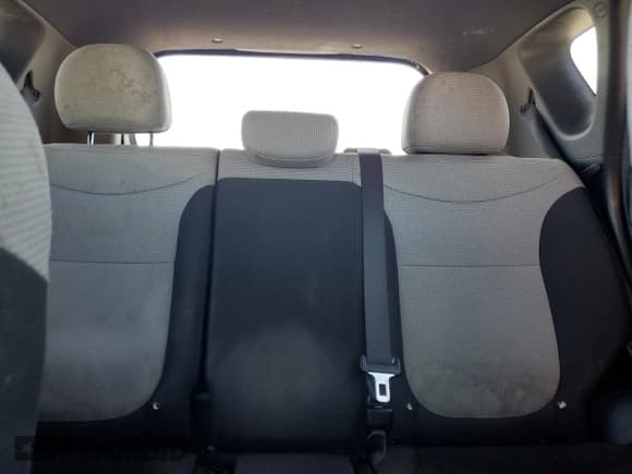 ✅ 2016 Kia Soul • VIN: KNDJN2A28G7385391 • Лот: 80859965. Опубликован ранее на Copart с пробегом 104 815 миль. Бесплатный доступ к архиву аукционных продаж из США и подробный отчёт об истории автомобиля на DreamBid. Изображение 10.