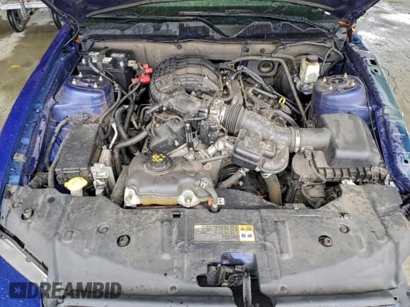 ✅ 2014 Ford Mustang V6 • VIN: 1ZVBP8AM2E5273579 • Лот: 93195835. Опубликован ранее на Copart с пробегом 209 573 миль. Бесплатный доступ к архиву аукционных продаж из США и подробный отчёт об истории автомобиля на DreamBid. Изображение 11.