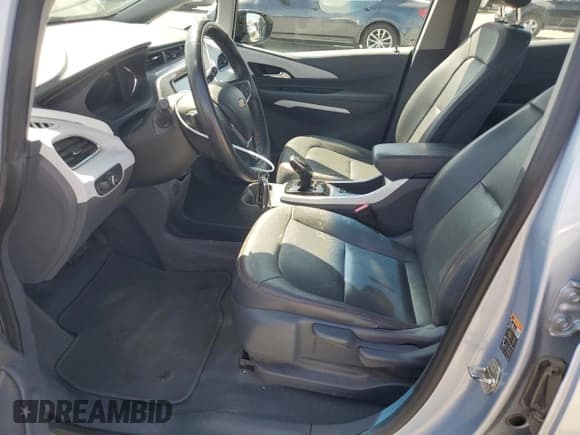 ✅ 2017 Chevrolet Bolt EV Premier • VIN: 1G1FX6S0XH4138566 • Lot: 52361315. Wystawiony na Copart z przebiegiem 121 786 mil. Bezpłatny archiwum sprzedaży aukcyjnych z USA i szczegółowy raport historii pojazdu na DreamBid. Zdjęcie 7.